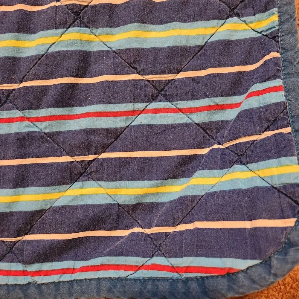 Thomas the Train Crib quilt toddler Bedspread  54”x39” reversible to Stripes